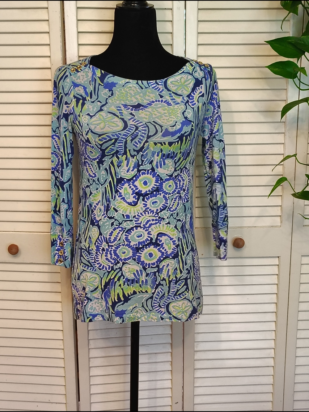 Lilly Pulitzer Blue, Green & White Floral Boatneck Top -Size XS- Good Condition